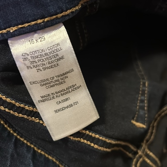 Denver Hayes mid rise, jeggin - Picture 3 of 3